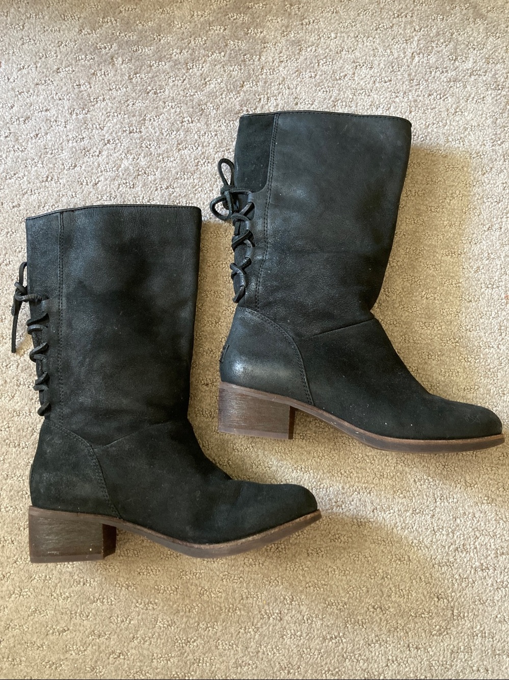 UGG Cary black suede mid-calf Cary boots, Sz US 7 (38)